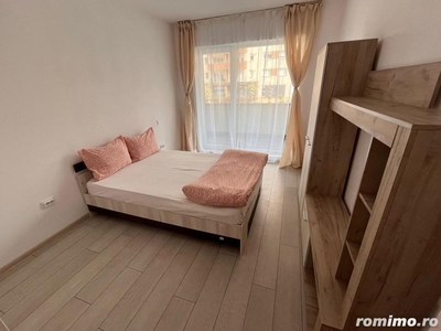 Ofer spre inchiriere apartment cu 2 camere la coresi