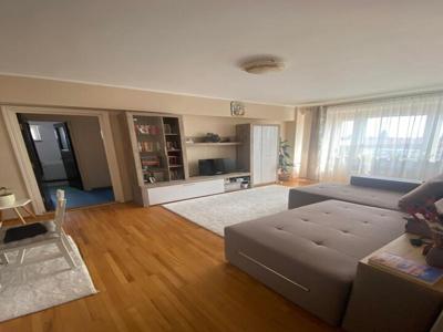 Apartament 2 camere, Zona Piata Mare , suprafata de 55 mp, 53500 euro