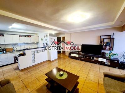 Apartament 4 camere, Mihai Eminescu, spatios, bloc din caramida, izolat