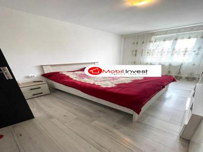 Apartament renovat, 3 camere, etaj 1, mobilat- utilat, zona Cetate