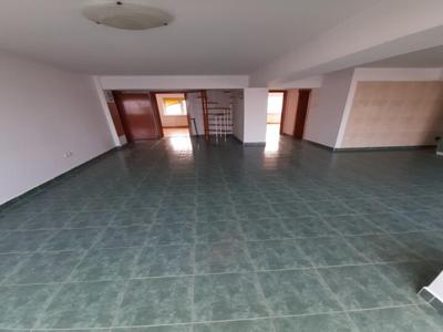 Apartament ultracentral cu 3 camere + mansarda locuibila