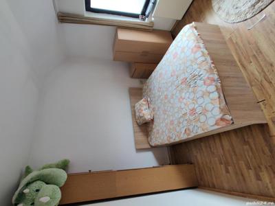 Inchiriez 1 camera unui coleg colege într-un apartament 2 camere Lipovei