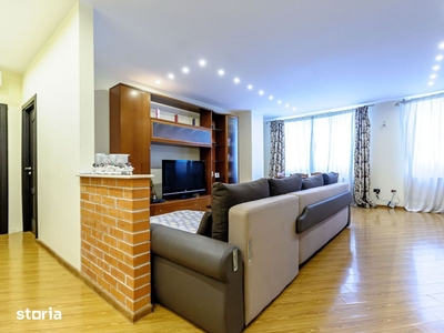 Apartament cu 3 camere, Urbanna.