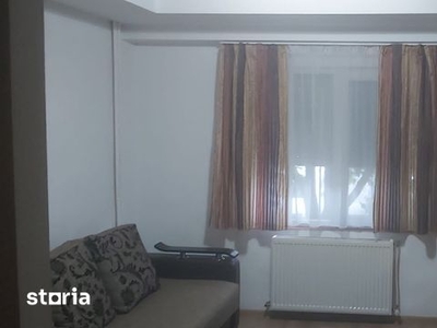 Garsonieră 20 mp, parter, bloc de apartamente