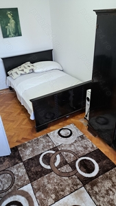 Inchiriez apartament