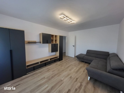 Prima închiriere al unui apartament cu 2 camere + bucătărie, 650 Eur