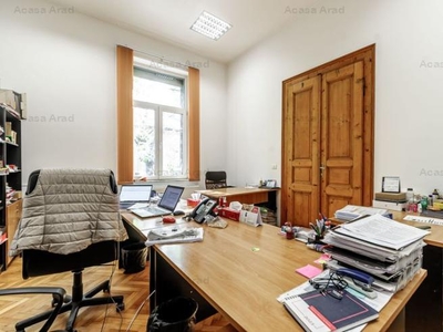 Spațiu de birouri, suprafața utilă de 192mp, pe strada Coșbuc.
