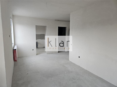 Apartament 2 camere semifinisat, etaj intermediar! Zona ultracentrala!