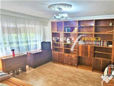 Apartament 3 camere faleza nord