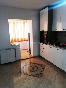 Apartament 3 camere, Nicolina-Cug, 73mp