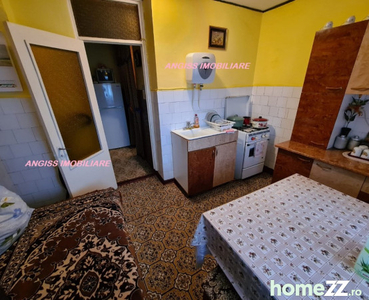 Apartament 3 camere str. MIRCEA VODA etajul 4