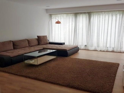 APARTAMENT 4 CAMERE