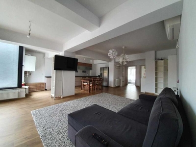 APARTAMENT 4 CAMERE