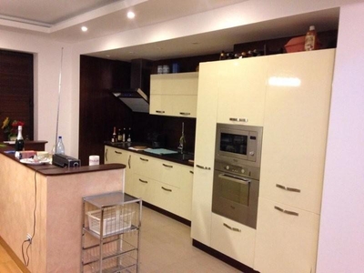 APARTAMENT 4 CAMERE