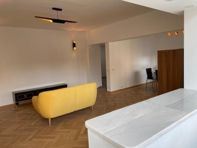 APARTAMENT 4 CAMERE