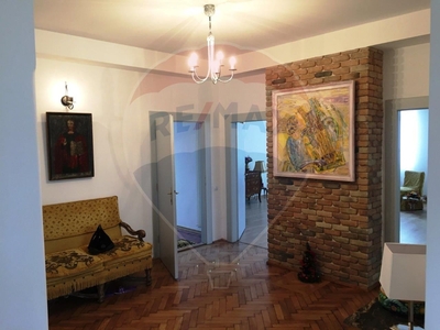 Apartament 4 camere inchiriere in casă vilă Cluj-Napoca, Central