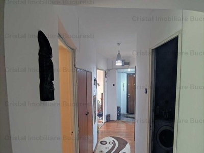 Apartament 4 camere vanzare Calea Vitan