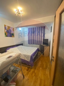 Apartament cu 3 camere de vanzare in zona Drumul Taberei