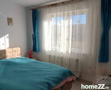 Apartament de 2 camere zona TRACTORUL