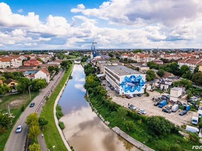 Clădire malul Râului Bega zona Fabric