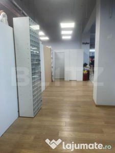 Spatiu comercial, 40 mp, zona Craiovita (complex comercial)