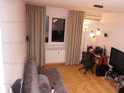 Vanzare Apartament 2 camere Titan