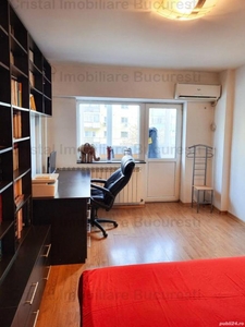 Vinzare apartament cu 2 camere