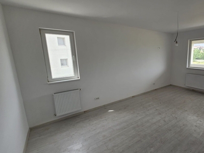 Apartament 2 Camere 120mp Curte Aparatorii Patriei