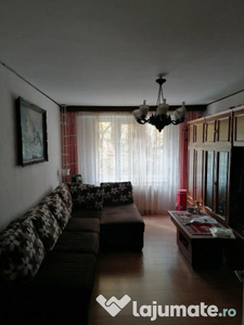 Apartament 2 camere, decomandat - zona Astra