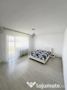 Apartament 2 camere, decomandat - zona Tractorul