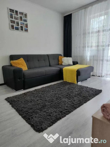 Apartament 3 camere, decomandat - zona Astra