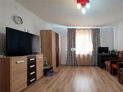 Apartament 4 camere Padesu Eroii Revolutiei