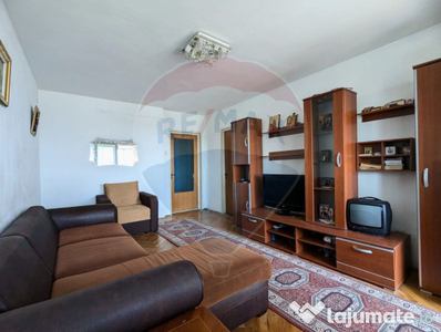 Apartament cu 3 camere de vânzare în zona Central