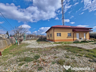 Casa cu garaj la 40 min de Bucuresti in Comuna Mihai Bravu,