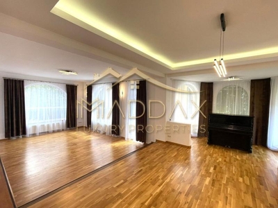 Vila 7 camere+curte proprie+piscina***LUX***412mp***Erou Iancu Nicolae