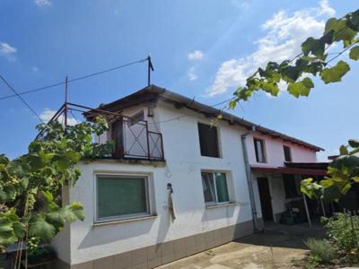 Casa si atelier de vanzare, cartier Iosia, Oradea V3229