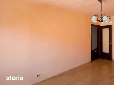 Apartament 2 camere decomandat 70 mp etaj intermediar