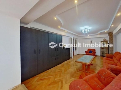 Apartament 3 camere | Centru