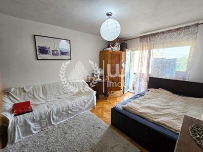 Apartament 3 camere | Decomandat | Etaj 2 | Gheorgheni | Interservisan