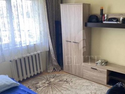 Apartament 3 camere in zona INTRE LACURI