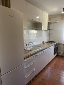 Apartament 3 camere, mobilat/utilat, decomandat, 67 mp, zona Zorilor