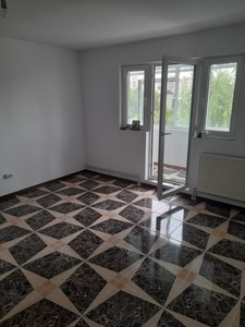 Apartament 3 camere Targoviste Micro 11