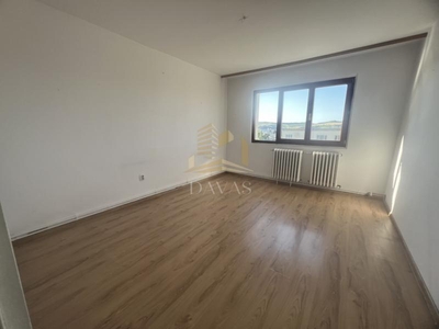 Apartament cu 3 camere | Cartierul Manastur | etajul 2