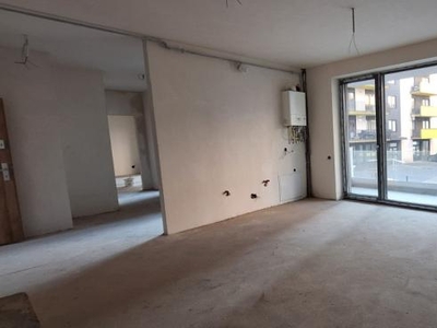 Apartament de 2 camere, decomandat, 3 mp., zona Porii