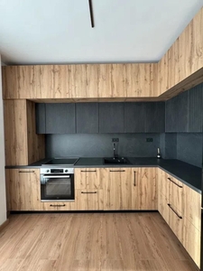 Apartament de 2 camere ultra-lux, 56 mp , zona Teilor