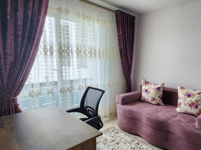 Apartament de 3 camere, ultrafinisat, 60 mp, priveliste zona Baciu