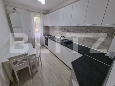 Apartament de vanzare, etaj intermediar , 55 mp, zona Tauti