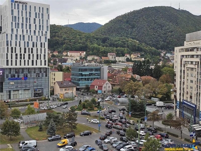 De curand renovat si mobilat, etaj1, aria AFI Mall, Brasov