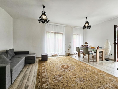 Oportunitate! Apartament de 2 camere, 54 mp, gradina 95 mp., zona Terra