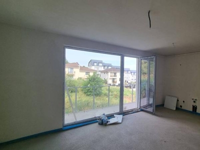 Vanzare apartament cu 3 camere zona Eroilor, Floresti!